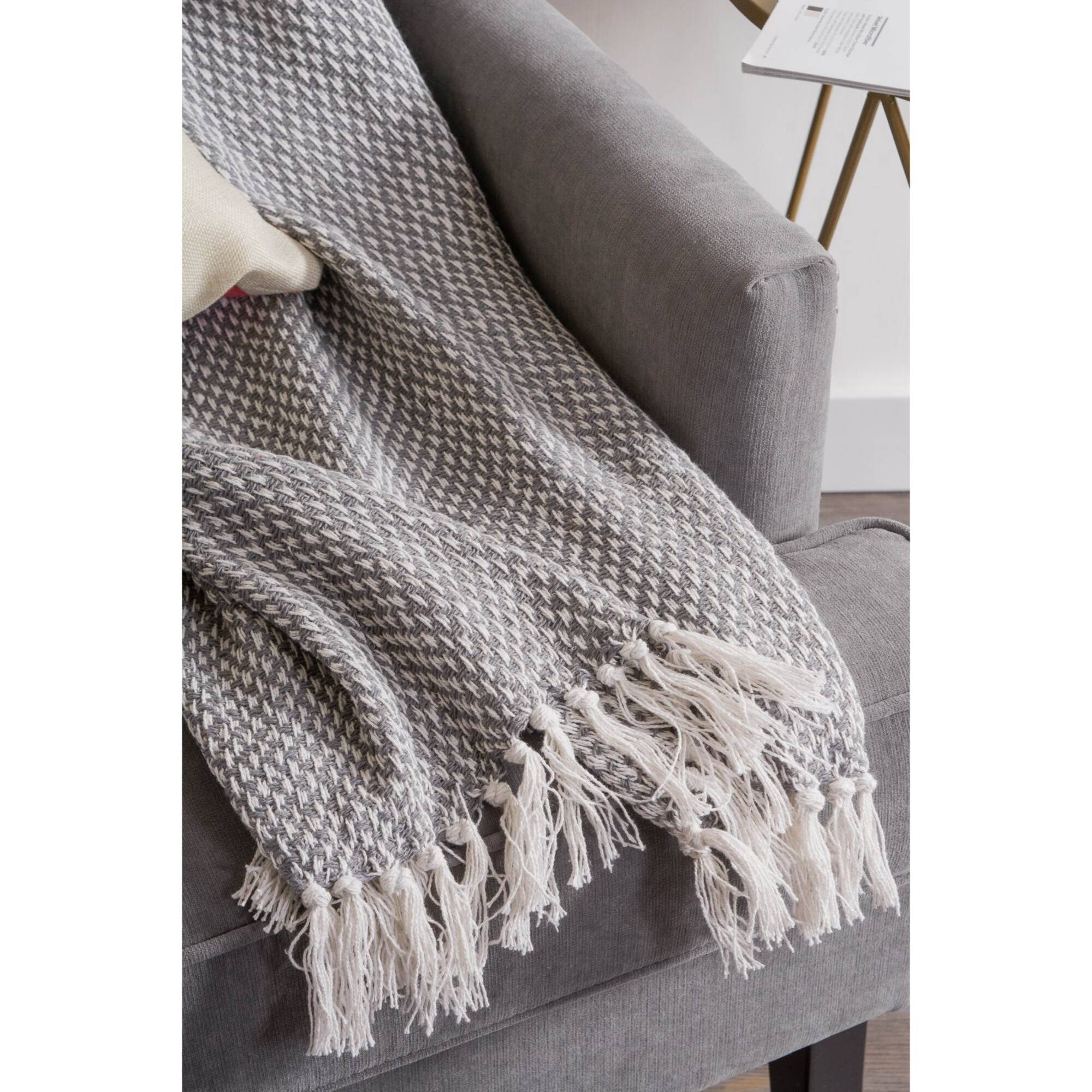 DII® Gray Woven Throw